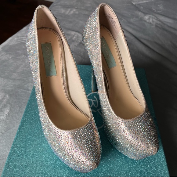 Betsey Johnson Heels - Picture 3 of 10